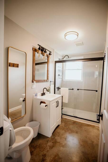 The Turquoise Door Modern Rustic In Town Of Lexingtonヴィラ エクステリア 写真